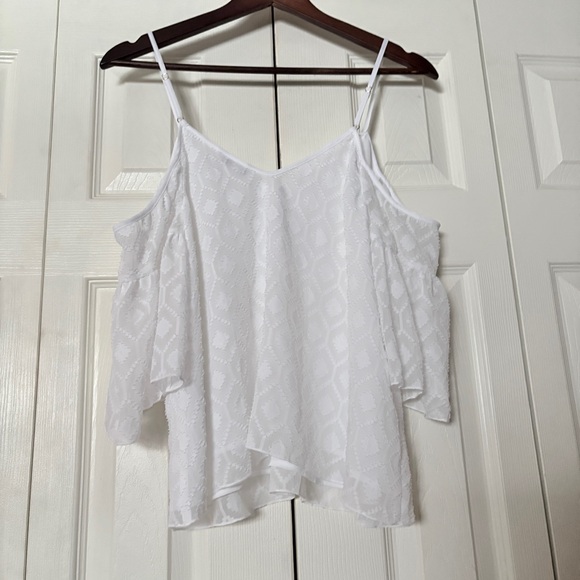 Guess White Cold Shoulder Breezy Boho Lacey Diamond Pattern Camisole Tank Top - Picture 5 of 11